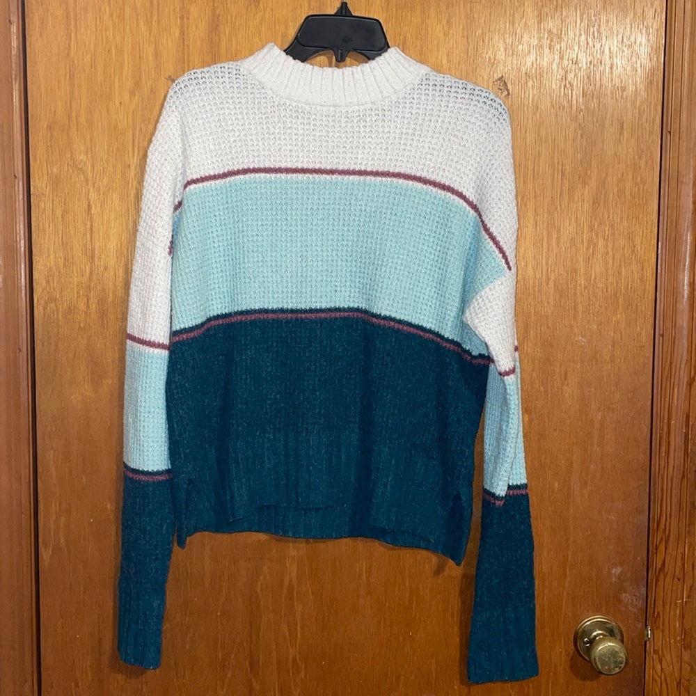 •SO•BLUE & CREAM OVERSIZED COLORBLOCK CREWNECK RIBBED KNIT SWEATER SIZE MEDIUM